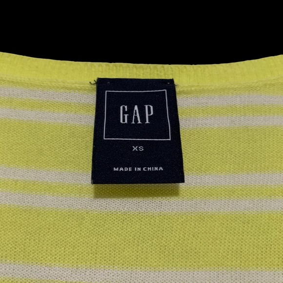 Women’s GAP Striped Neon Yellow V-Neck Sweater Sz XS - Picture 3 of 4